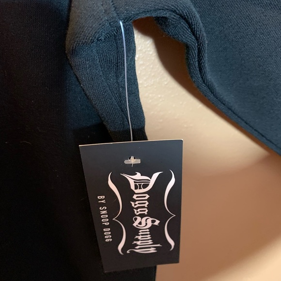 Snoop on the Stoop Christmas Elf Sweatshirt by Dogg Supply NWT - Picture 7 of 8